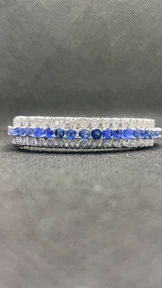 UNIQUE 9.00 CARAT SAPPHIRE BANGLE WITH DIAMOND PAVE IN 14K WHITE GOLLD