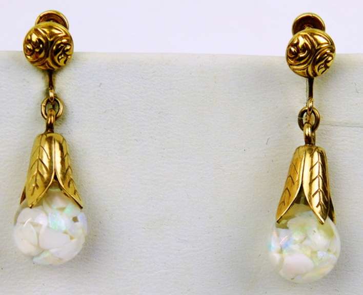 Wonderful Vintage Gold Filled Floating Opal Earrings