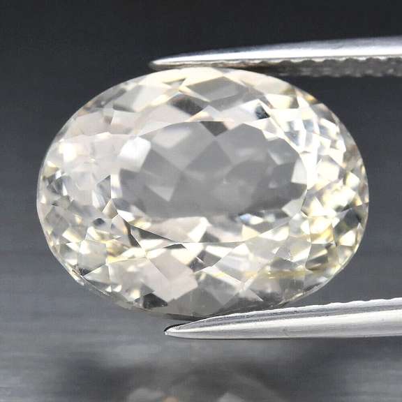 UNHEATED 8.16ct champagne Topaz