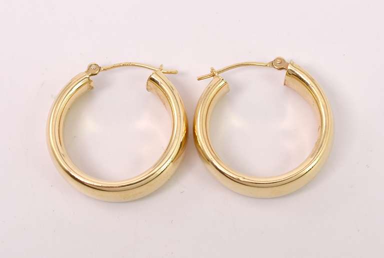 Classic Hoop Earrings in 14K Yellow Gold