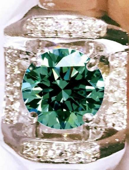 Men's Sparkling 3 Ct Fire Moissanite Ring