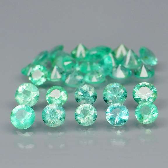 Outstanding 2.12ct real Colombian Emerald set