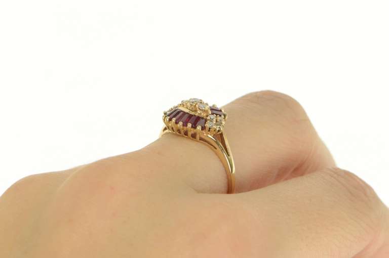 14K Yellow Gold 1.83 Ctw Diamond Baguette Ruby Halo Vintage Ring