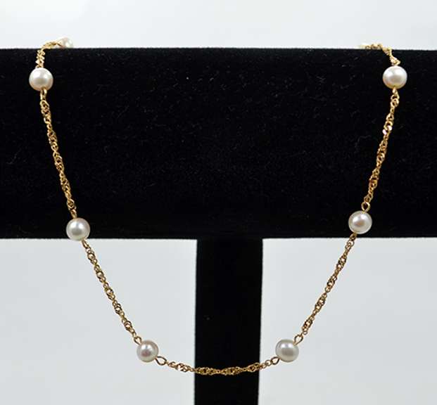 Vintage Marked 750 18K Yellow Gold Chain Necklace With Cultured Pearls