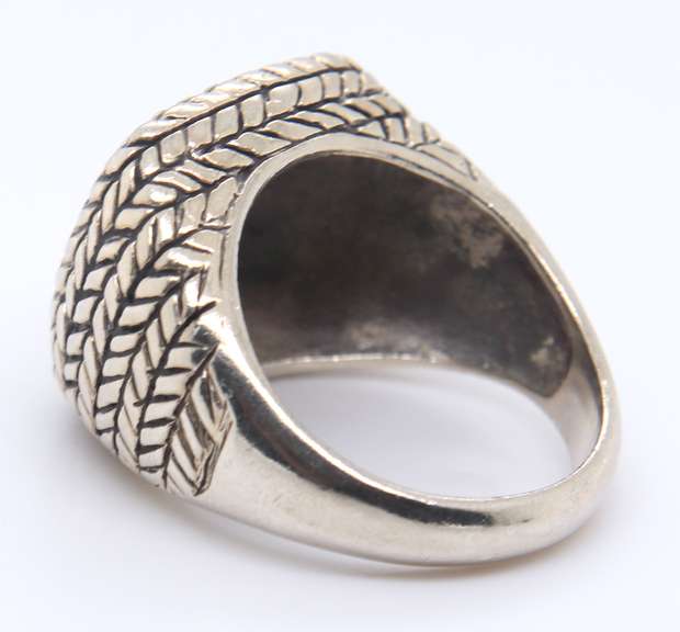 Vintage 925 Sterling Silver Ring