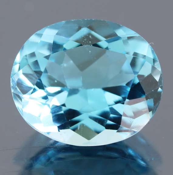 High fire 9.29ct VS sky blue Topaz