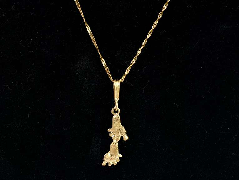 Distinct Foot Print Pendant Necklace in 14K Yellow Gold