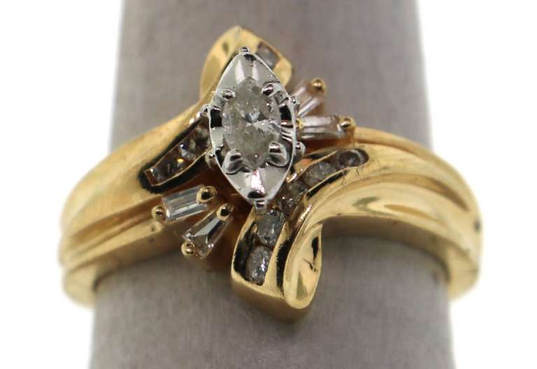 Blossoming Oval Diamond Ring with 14k Gold