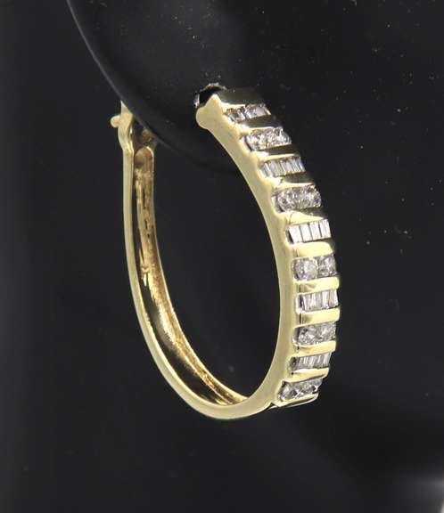 Charming Yellow Gold Round 7 Baguette Diamond Hoop Earrings