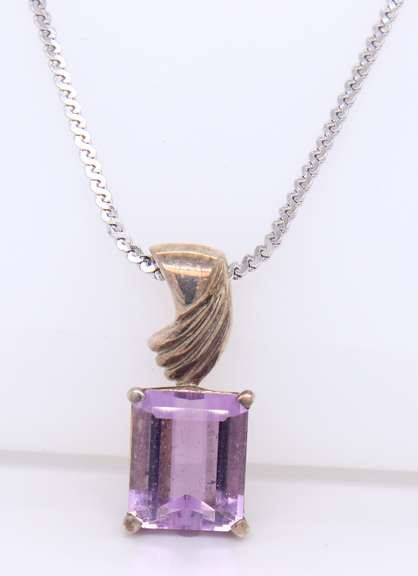 Vintage 925 Sterling Silver Emerald Cut Amethyst Pendant on Chain