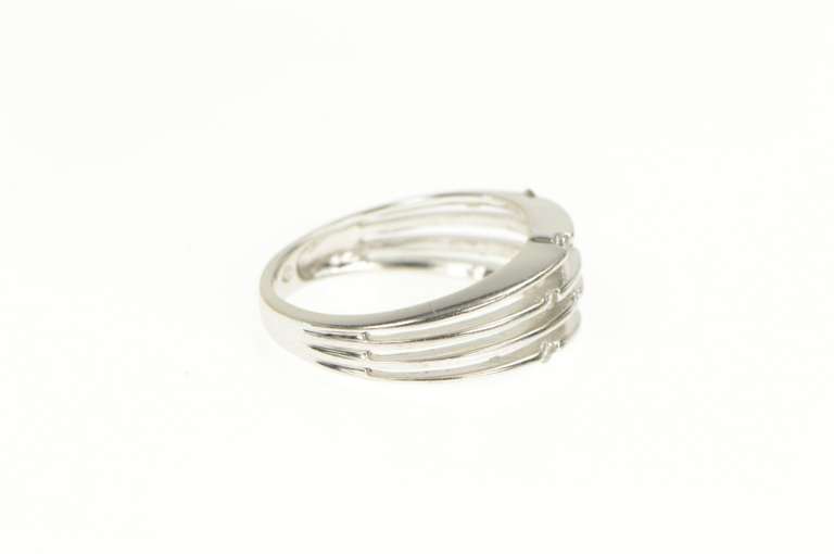10K White Gold 0.22 Ctw Scattered Diamond Layered Band Ring