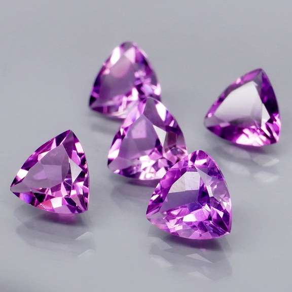 Tremendous 5.32ct 7x7mm real Bolivian Amethyst set