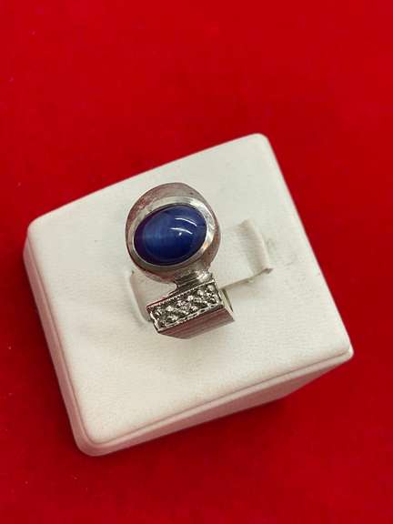 MEN'S 14K WHITE GOLD STAR SAPPHIRE AND DIAMOND RING