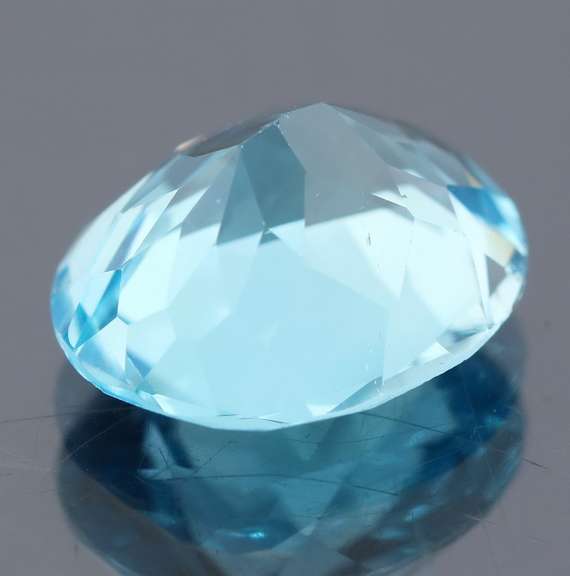 High fire 9.29ct VS sky blue Topaz