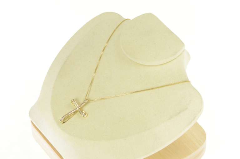 14K Yellow Gold 0.75 Ctw Diamond Cross Faith Symbol Curvy Pendant