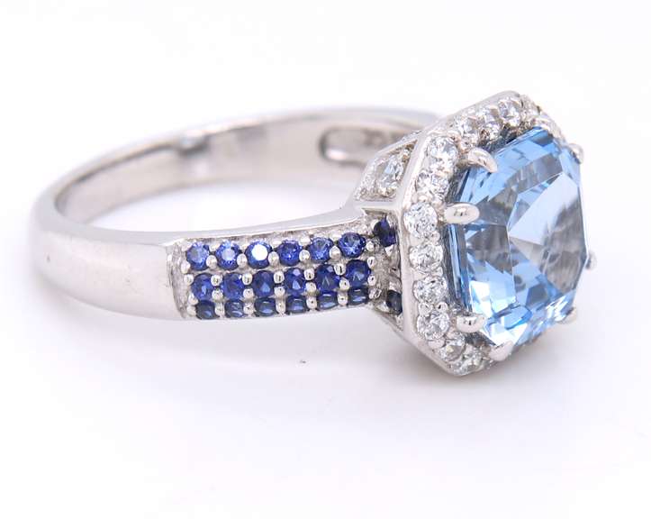 925 Sterling Silver Cubic Zirconia Ring