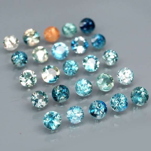 Heated only! 3.87ct diamond cut Australian Sapphire set