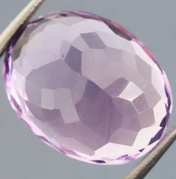Stunning 9.43ct natural vibrant lilac Amethyst
