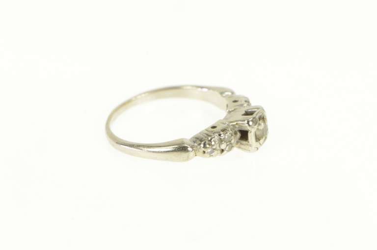 14K White Gold 1940's Diamond Classic Promise Engagement Ring
