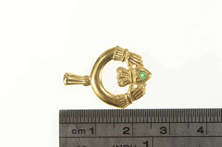 14K Yellow Gold Emerald Claddagh Celtic Traditional Loyalty Pendant