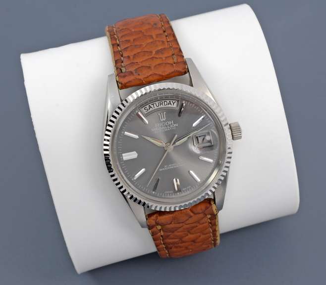 Rare Ricoh Medallion Automatic Men's Watch