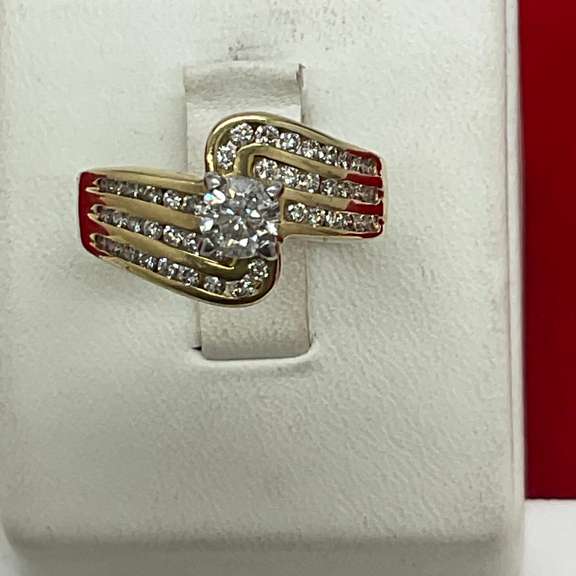 CERTIFIED BRAND NEW 14K GOLD AND DIAMOND RING