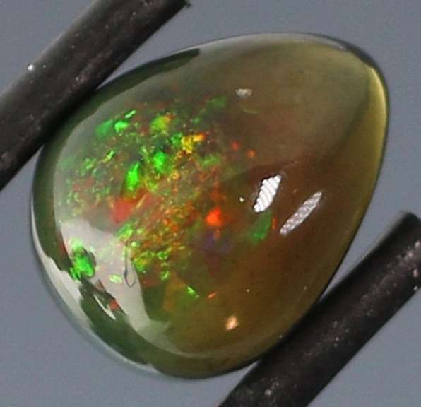 Glistening 2.69ct Welo Black Opal