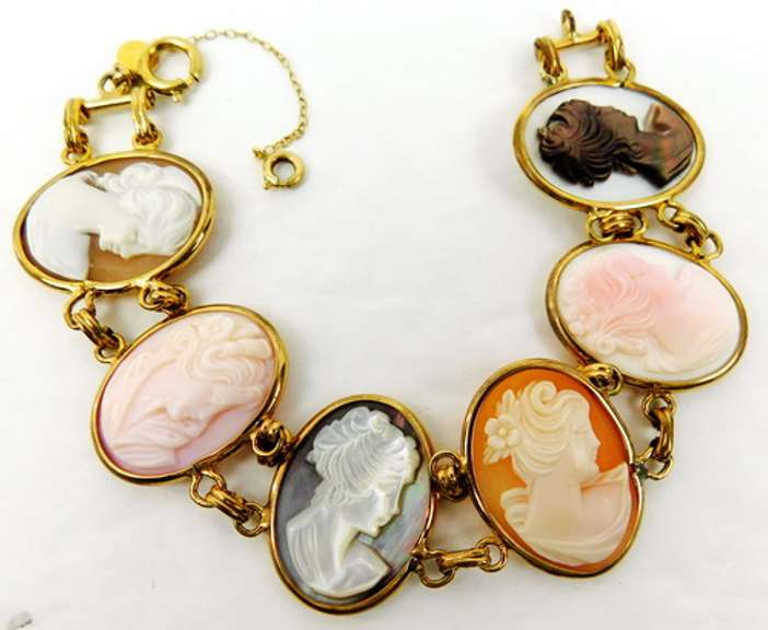 1940's Ronci Gold Filled Large Cameo Bracelet
