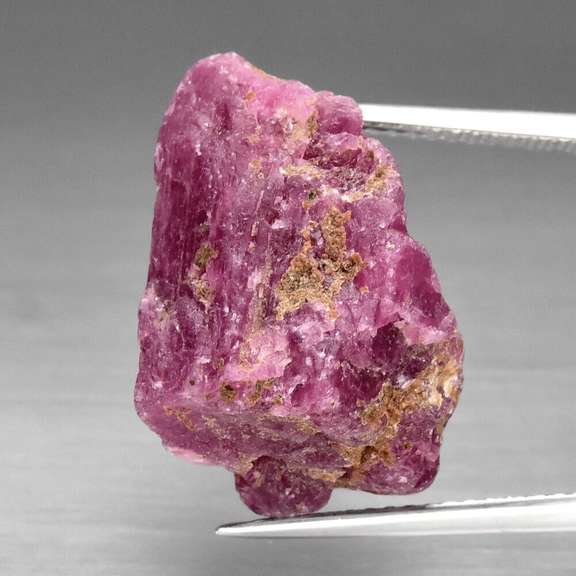 Unheated 21.74ct collectors uncut Ruby