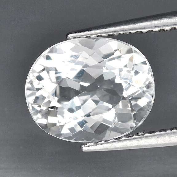 Exceptional 3.11ct collectors diamond white Goshenite