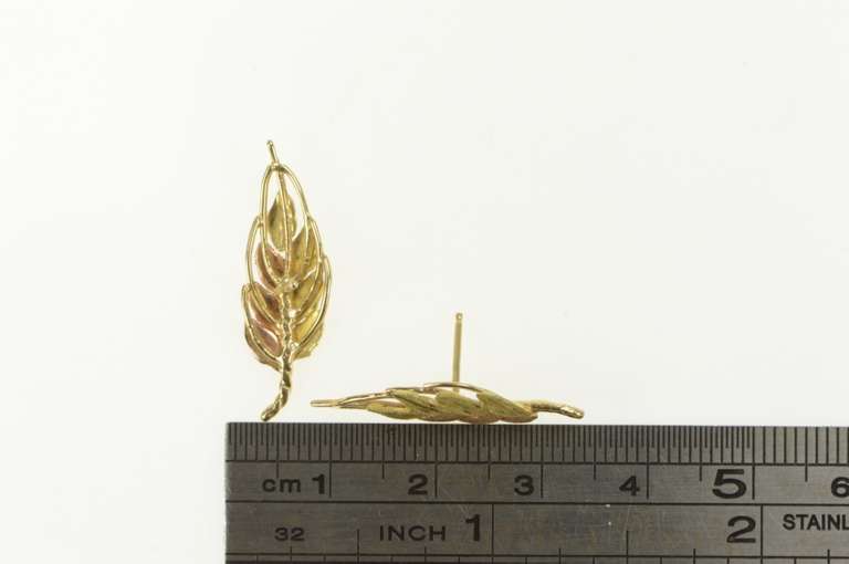 14K Yellow Gold Black Hills Two Tone Leaf Cluster Stud Earrings