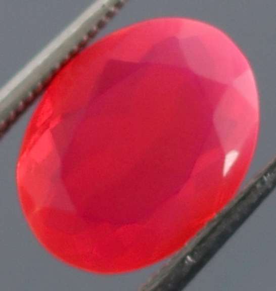 Superb 1.72ct faceted flamingo pink Opal