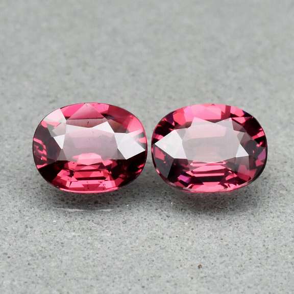 Ravishing 1.83ct rich pinkish violet Rhodolite Garnet set