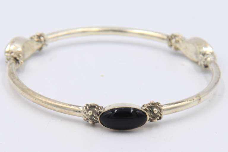 Vintage 925 Sterling Silver Signed Black Onyx Bangle