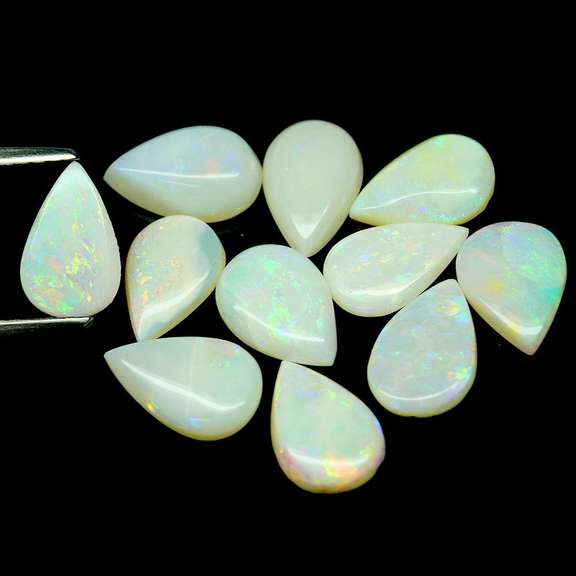 Beautiful 6.57ct unheated Ethiopian opal set