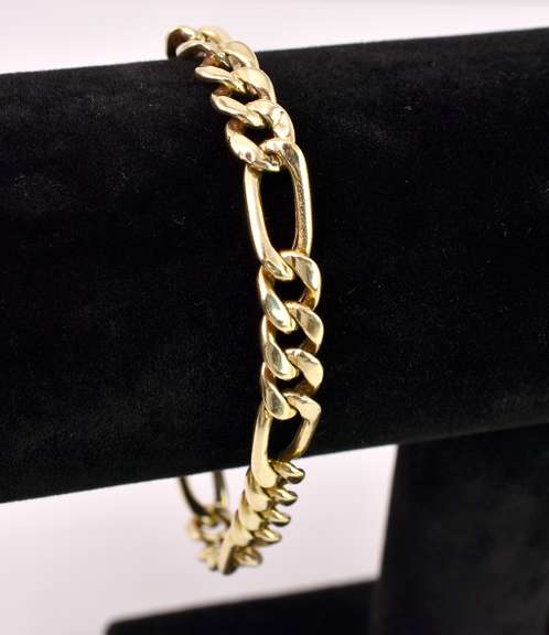 Brilliant Men's Figaro Chain Bracelet in 14K Yellow Gold