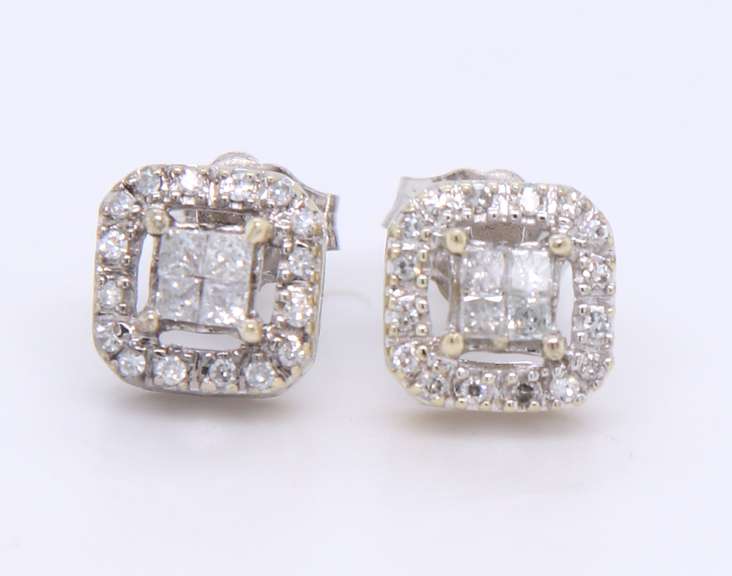Brilliant white Gold Princess Cut Diamond Cluster Square Earrings