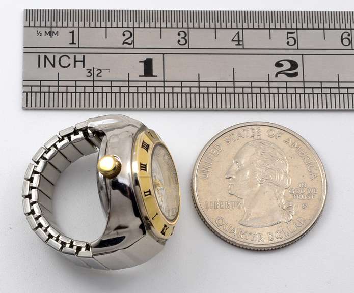 Retro 1980s Bonetto Quartz Moon Dial Finger Watch