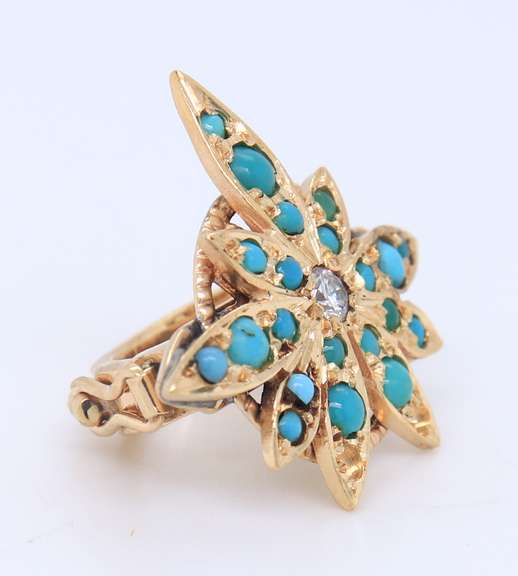 Lovely Yellow Gold Turquoise Pearl Spacer