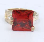 Vintage 925 Sterling Silver Emerald Cut Cubic Zirconia Ring