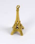Sweet 18k Eiffel Tower Charm