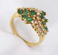 Gorgeous Emerald & Diamond Cluster Ring