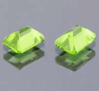 High grade 3.43ct matched Peridot set