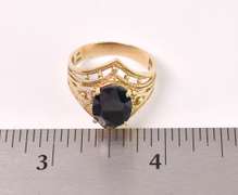 Lavish Sapphire Ring in Yellow Gold