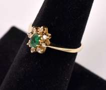Beautiful Petite Emerald and Diamond Ring in 14K Yellow Gold