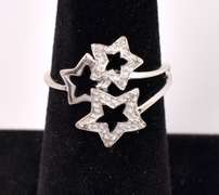 Spectacular Diamond Star Ring in White Gold