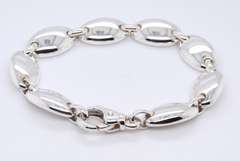 Tiffany & Co Pebble Oval Link Bracelet