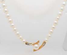 Fantastic Fresh Water Pearl Necklace with Baguette Diamond Accent Necklace
