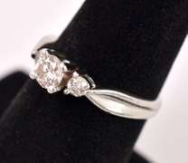 Ravishing Diamond Ring in Platinum