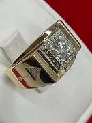 MEN'S 14K GOLD AND DIAMOND RING
